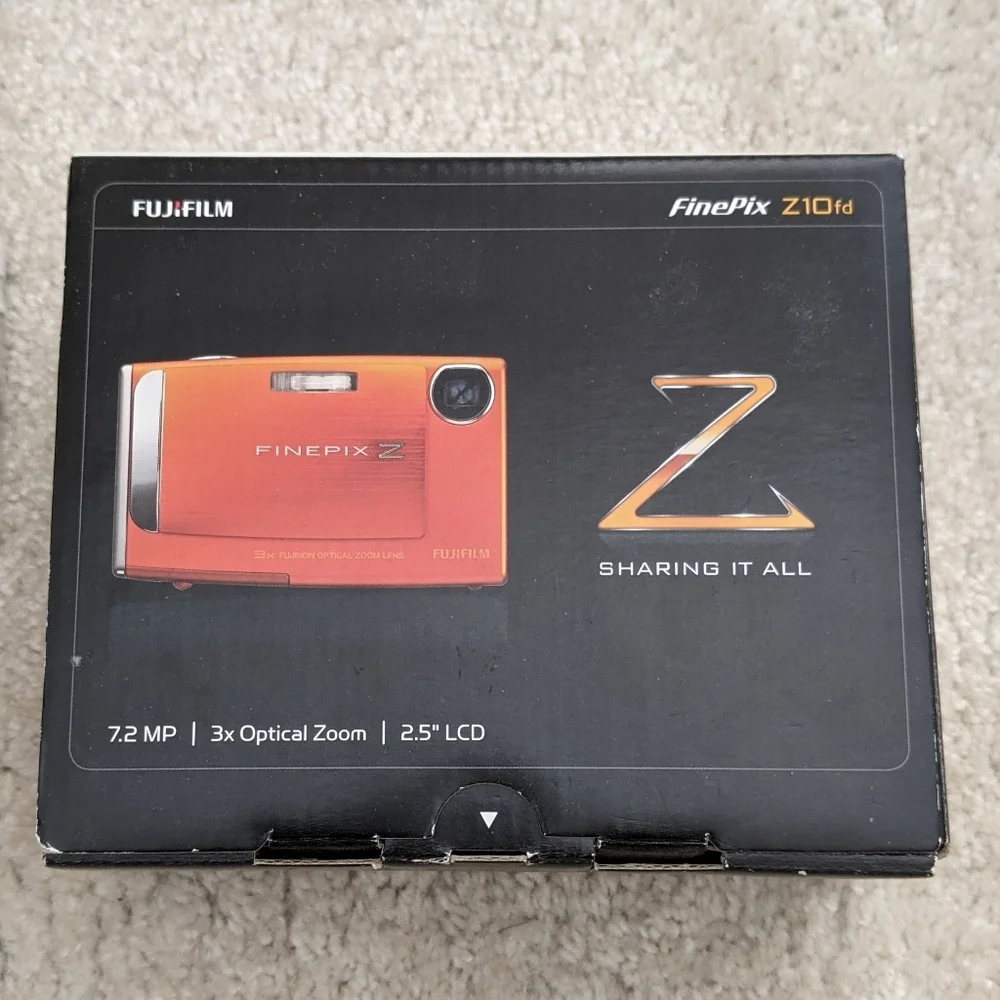 Fujifilm FinePix Z10fd digital camera